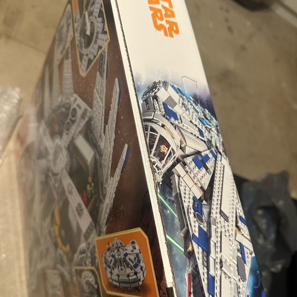 SOLD!!Brand new LEGO A Star Wars Story Kessel Run Millennium Falcon 75212 - Picture 8 of 9